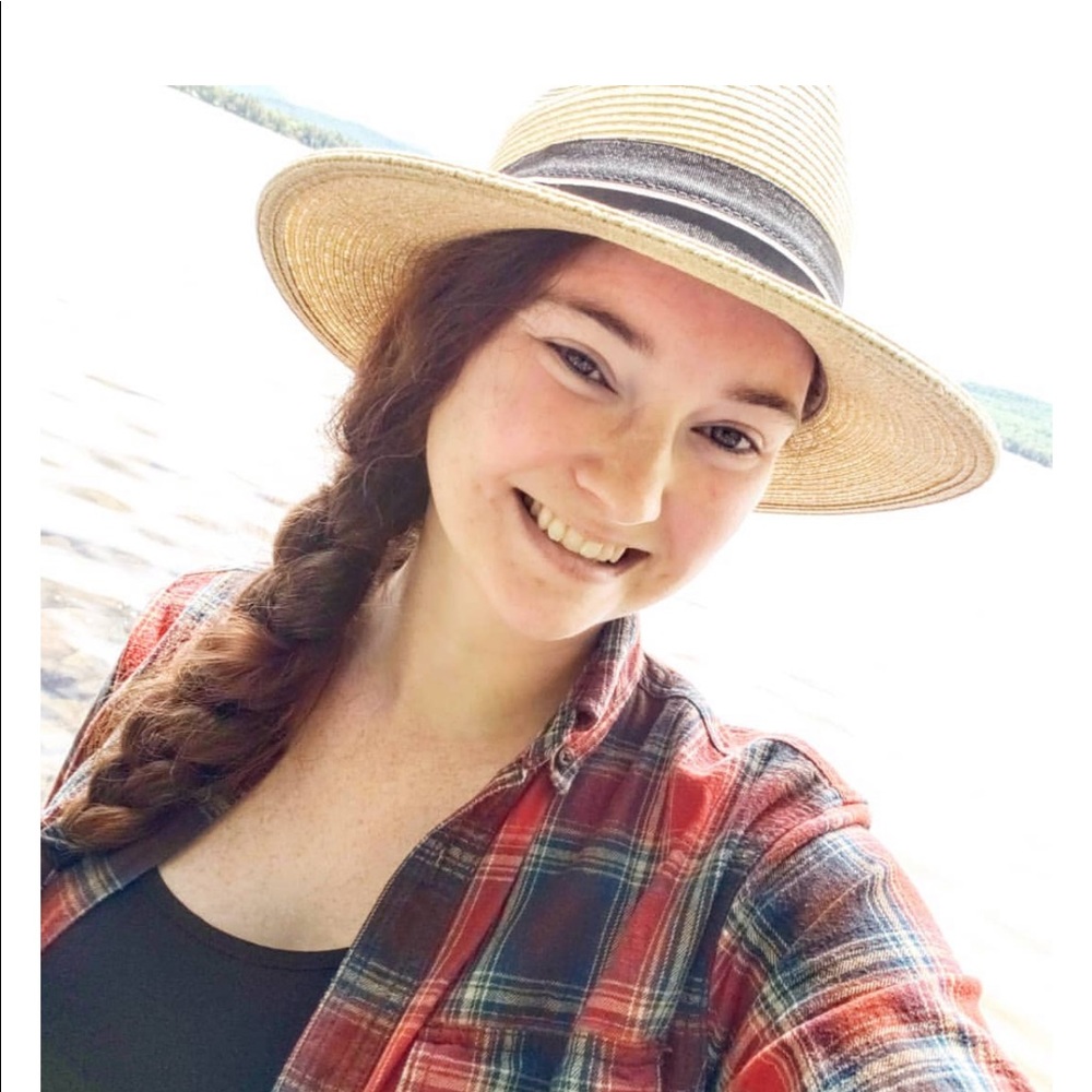 Carly Jeans Los Angeles Lake Como Hat